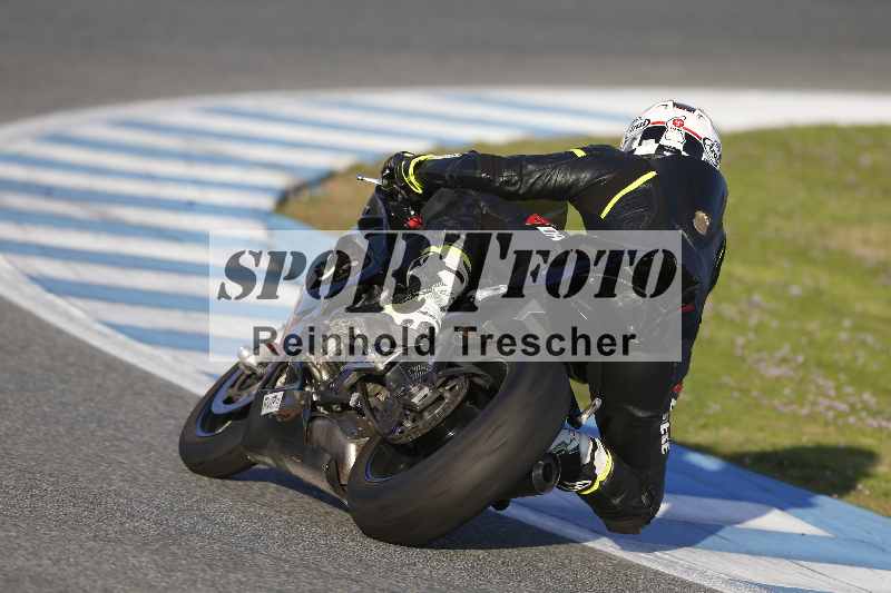 Archiv-2025/01 24.-27.01.2025 Moto Center Thun Jerez/gruen-green/backside